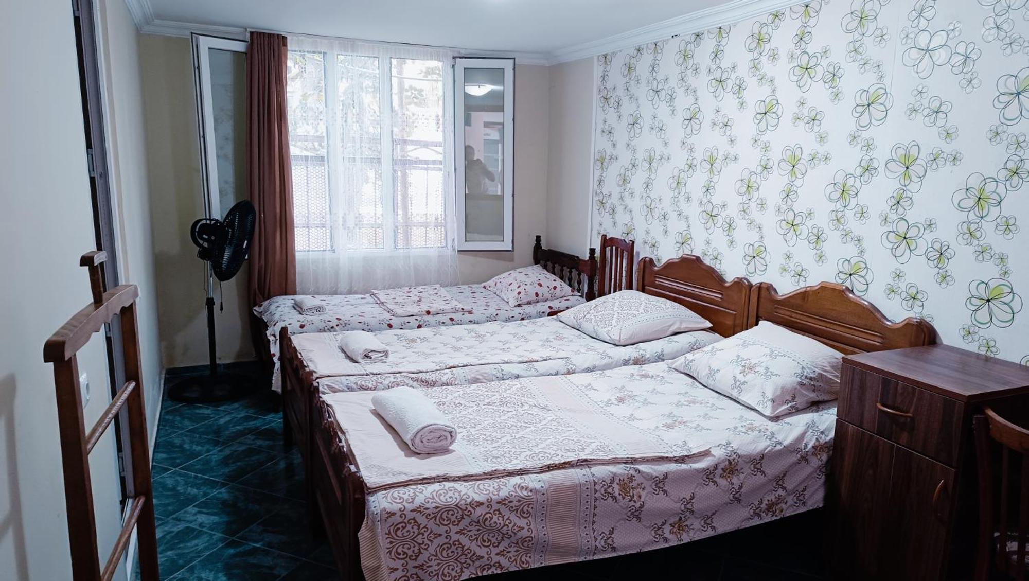 Guesthouse Mery Kobuleti Eksteriør billede